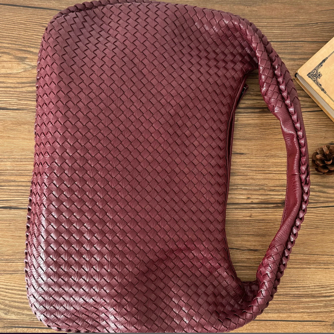 Hobo woven tote