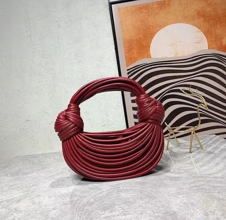 Double knot bag